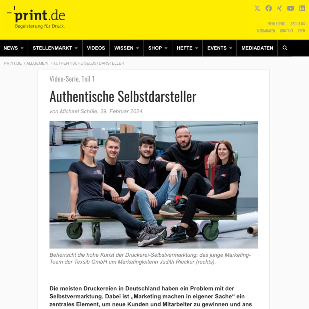 Authentische-Selbstdarsteller Ausschnitt aus dem Artikel von Print.de, auf welchem das Beitragsbild, der Titel und der Teaser zu sehen ist.